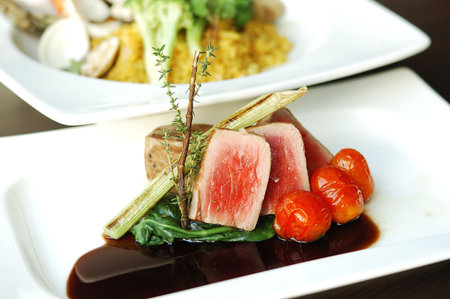 Sashimi dishes