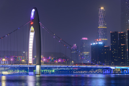 Night view of the Hunde Bridgeのeditorial素材