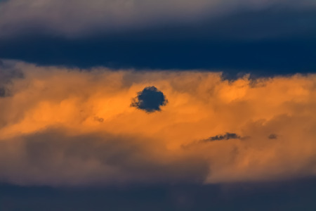 sunset cloudsの写真素材