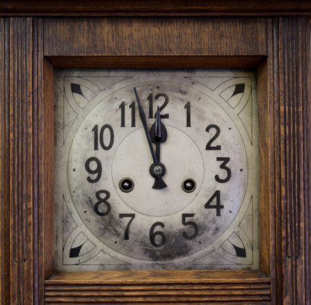 Mechanical clock