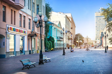 Houses and cafes on the Arbat in Moscow on a summer morningのeditorial素材