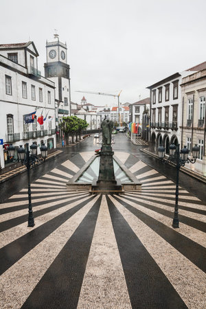 PONTA DELGADA, PORTUGAL - MAY 05, 2012: City square in front of City Hall on a cloudy rainy dayのeditorial素材