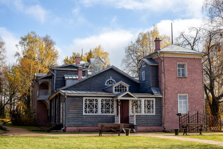 Muranovo, Moscow Region, Russia - October 18, 2024: Museum-Reserve Muranovo Estate named after F. I. Tyutchevのeditorial素材
