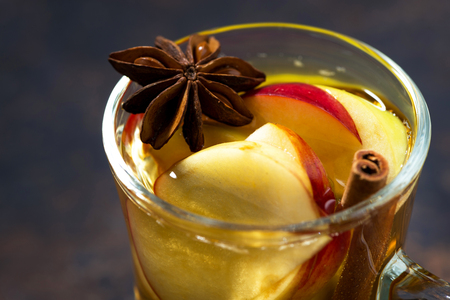 hot apple tea with spices, horizontalの写真素材