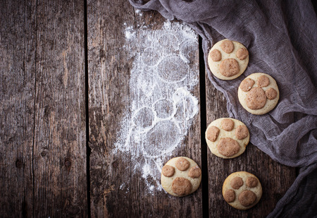 Cookies in the shape of cats paw. Selective focusの写真素材