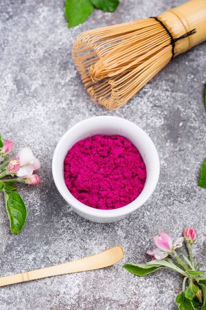 Pink matcha powder from dragon fruitの写真素材