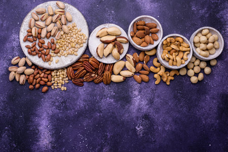 Almonds, pecan, macadamia, pistachio, and cashewの写真素材