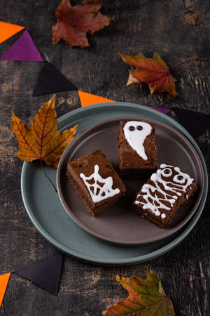 Scary Halloween dessert with spooky decorationの写真素材