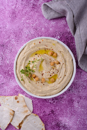 Hummus from chickpeas and pita bread.