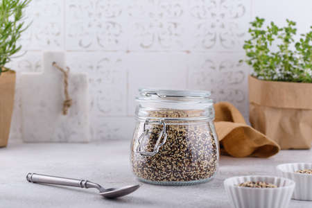 Red, white and brown quinoa.の写真素材