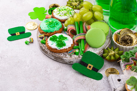 St. Patricks Day party food, green beer and shamrockの写真素材