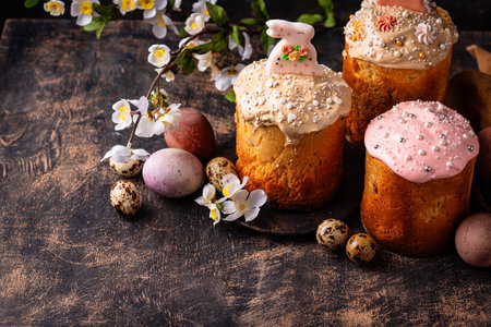 Traditional Easter cake kulich and eggsの写真素材
