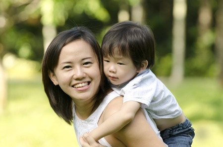 asian mother and sonの写真素材