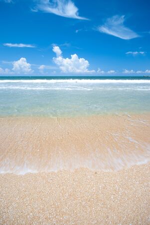 Pantai Kijal popular white sandy beach in malaysia
の写真素材