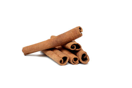 Cinnamon sticks on white backgroundの写真素材