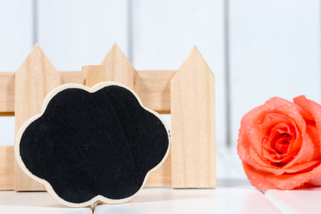 Blank Message board with lilac flower and copy spaceの写真素材