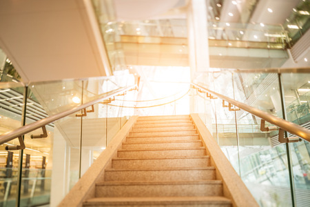 escalator with passengers motion blurのeditorial素材