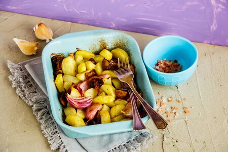 Baked potato, mushroom and onion close upの写真素材