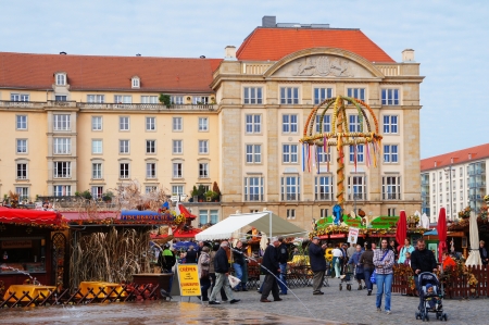 Altmarkt autumn fair in Dresden のeditorial素材