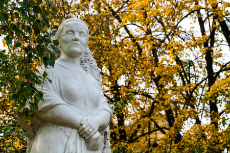 VOLGOGRAD, RUSSIA - OCTOBER 14, 2007:The monument of Margaret Agashina in Volgogradのeditorial素材