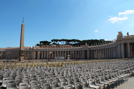 St. Peter's Square, Vatican City, Rome, Italy.の写真素材