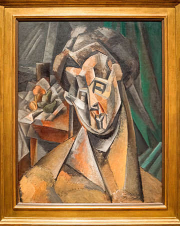 Pablo Picasso,  Woman and pears (Fernande) is an oil painting on canvas 1909 - by a Spanish painter, Pablo Ruiz Picasso (1881 â 1973).のeditorial素材