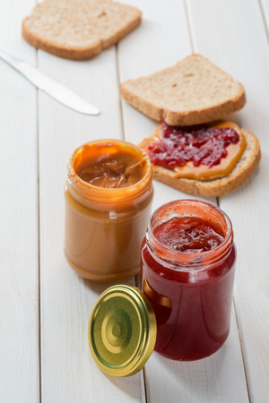 Peanut butter and berry jellyの写真素材