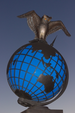 statue symbol of knowledge around the world.の写真素材