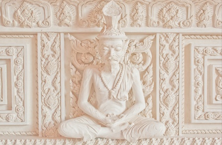 ascetic statue in thai style molding art の写真素材