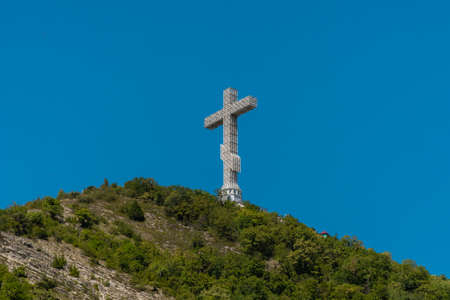 Russia. Krasnodar region. High 43-meter Orthodox cross on the Markhotsky ridge with a view of The Gelendzhik Bay.のeditorial素材
