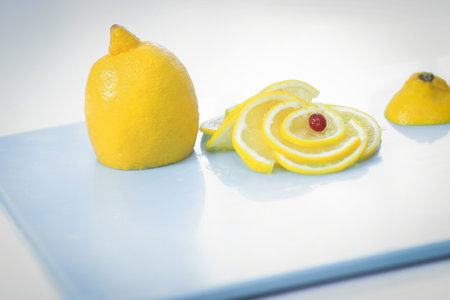 close up.ripe lemon on the cutting Boardの写真素材