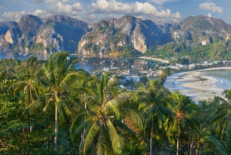 Travel vacation background - Tropical island with resorts - Phi-Phi island, Krabi Province, Thailandの写真素材