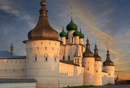 Assumption Cathedral and church of the Resurrection in Rostov Kremlin. The ancient town of Rostov The Great is a tourist center of the Golden Ring of Russia.のeditorial素材