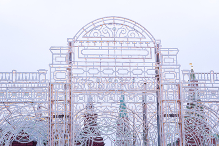 New Year's light installation, against the background of the Moscow Kremlin, Christmas holidays, city landscapeの写真素材