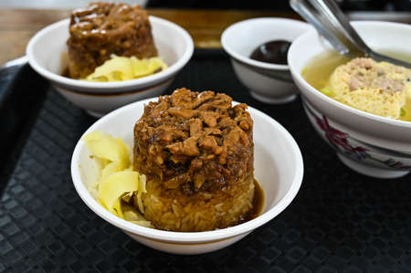 Rice tube pudding is Taiwanese snacks.