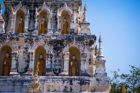 Wat Chedi Liam / Wat Ku Khamの写真素材
