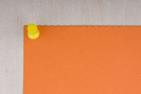 Blank note on a board with a tackの写真素材