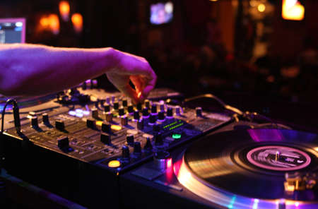 dj