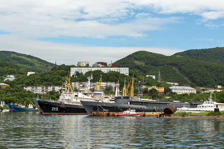 Petropavlovsk-Kamchatsky, Russia - August 15, 2016: Parking of sea vessels in the Avacha Bay of the Kamchatka Peninsula.のeditorial素材