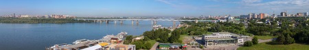 Novosibirsk, Russia - July 20, 2013: Panorama of summer Novosibirsk Octyabrsky bridge across the river Obのeditorial素材