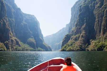 Boat trip in the Sumidero Canyon, Mexicoの写真素材