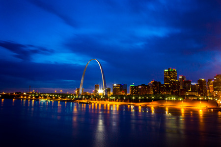Sunset over St Louis Skylineのeditorial素材