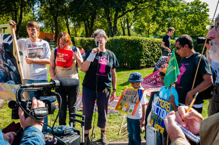 Newham Council to displace the mothers from London, 
social cleansing people with low income, demonstrationのeditorial素材