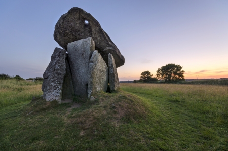 Trevethy Quoit a large Dolmen style Neolithic tomb or burial chamber on the edge of Bodmin Moor in Cornwall also known as the the Giantの写真素材