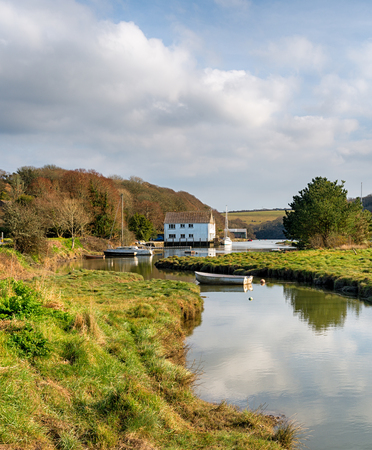 The river Helford as it flows through Gweek near Helston in Cornwallの写真素材