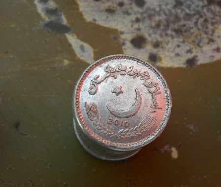 KARACHI/PAKISTAN_PAKISTANI CURRENCY COINS HERE ON SATURDAY 16 MARCH 2013                               のeditorial素材