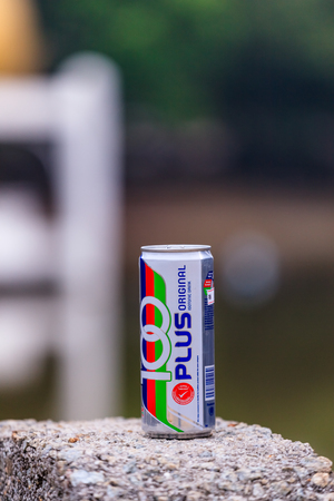 shah alam, malaysia - september 9 ,2019 : 100 plus energy drinks at the park.blurred backgroundのeditorial素材