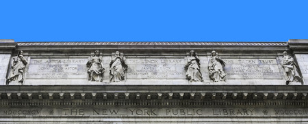 NEW YORK CITY - OCT 30: The New York City Public Library Main Branch OCTOBER 30, 2013 in New York, NYのeditorial素材