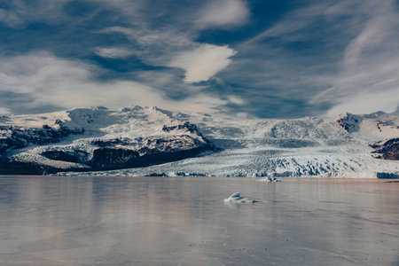 A view of fjallsarlon, on a cold day of March in Icelandの写真素材