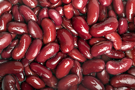 Boiled kidney beans isolated on white backgroundの写真素材